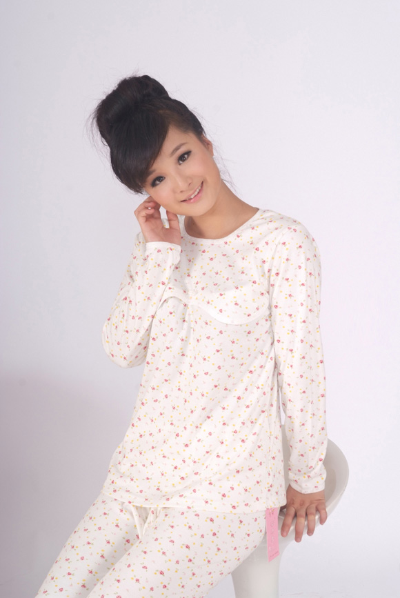 馨添喜白底紅色印花孕婦服飾