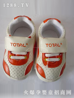 TOTAL統(tǒng)統(tǒng)紅白嬰兒鞋