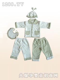 寶藝嬰兒衣服套裝